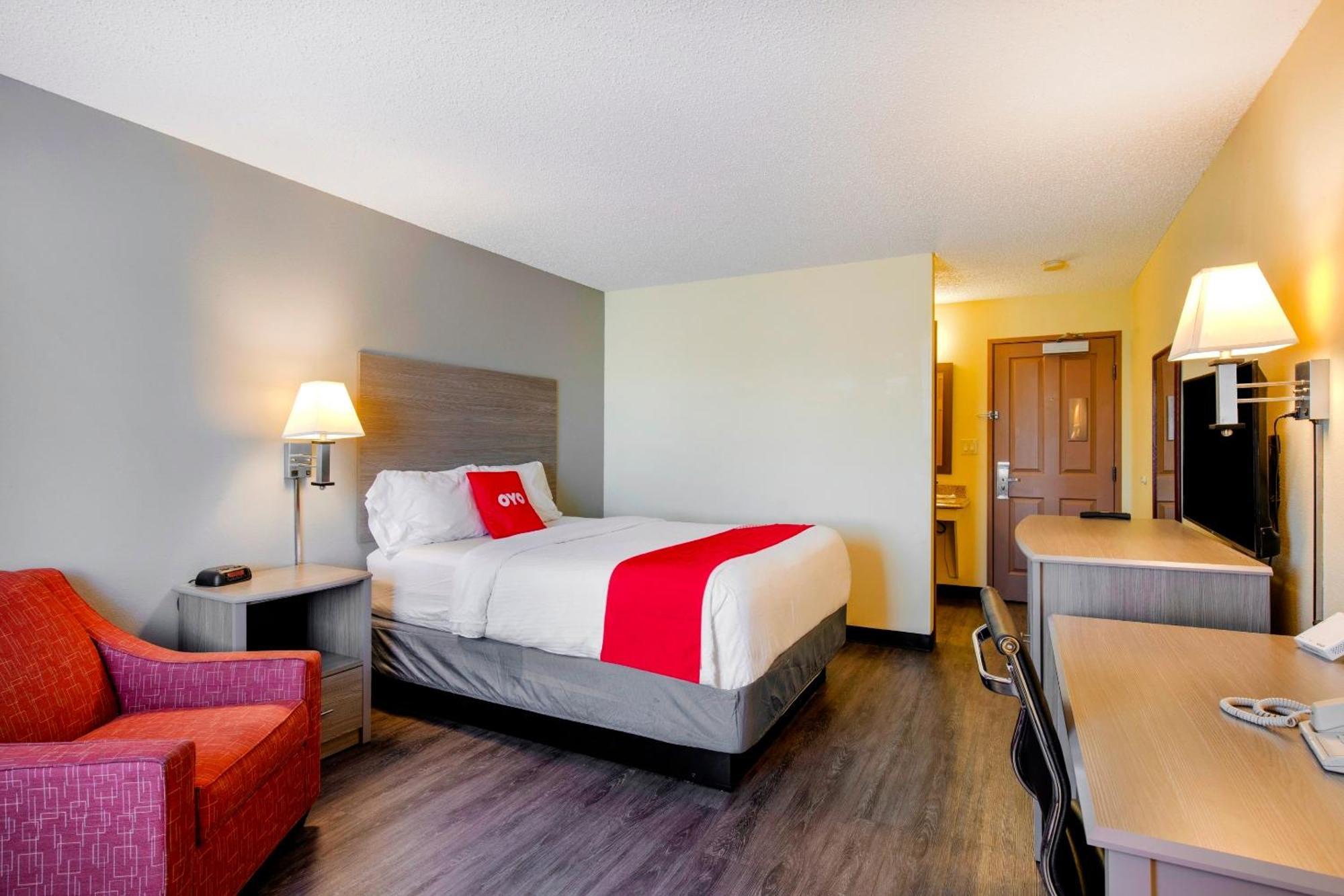 Oyo Hotel Castle Rock Co Downtown מראה חיצוני תמונה